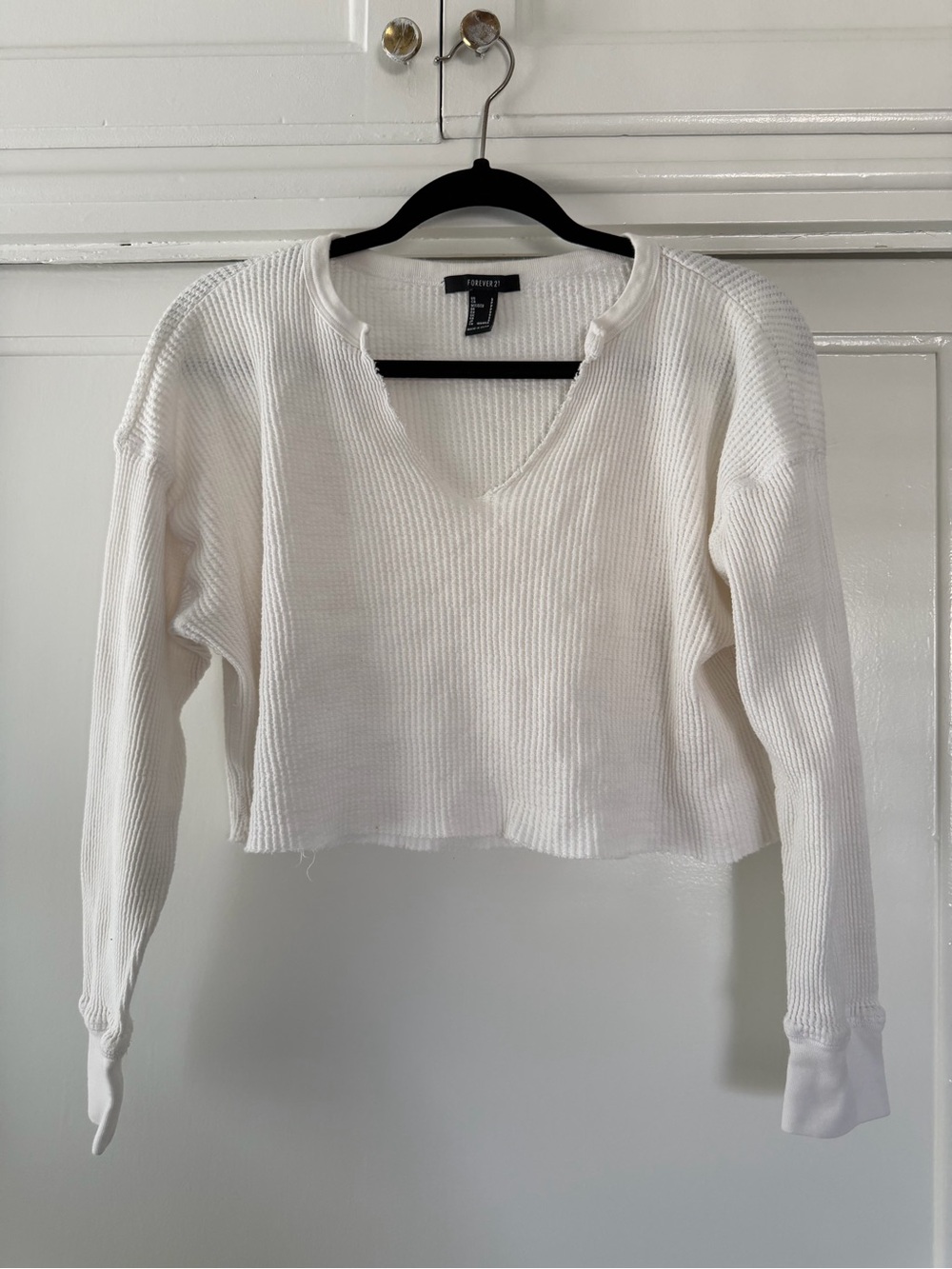 Forever 21 White Cropped V-Neck Waffle Knit Sweatshirt